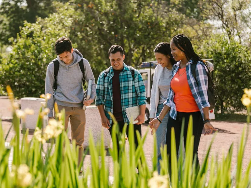 美國(guó)留學(xué)生留美發(fā)展可能性有多大？