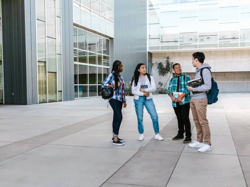 留學美國到底值不值？2025年還能去美國留學嗎？