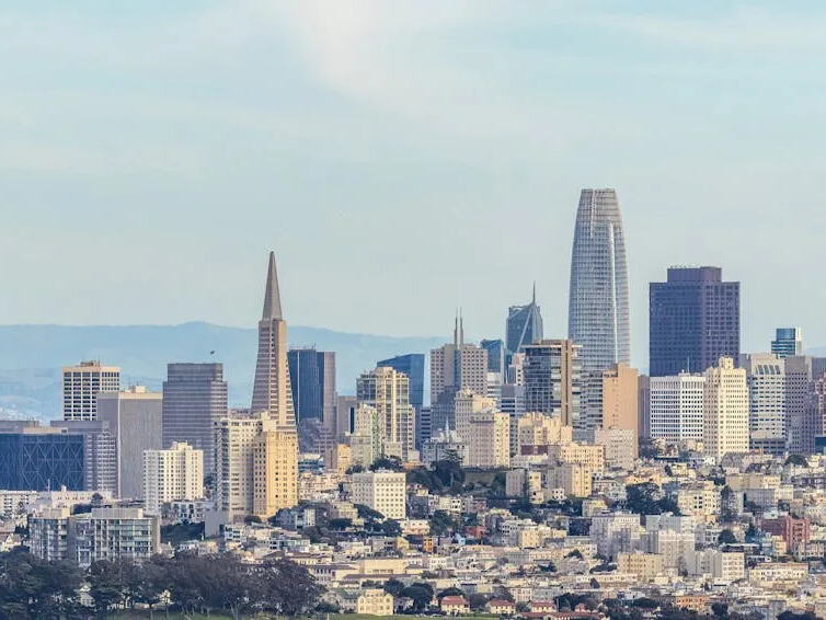 美國(guó)大學(xué)學(xué)費(fèi)_普通家庭留學(xué)美國(guó)