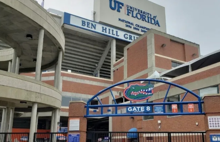 美國大學(xué)本科學(xué)費(fèi)