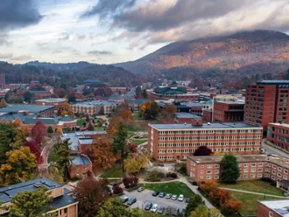 美國(guó)大學(xué)