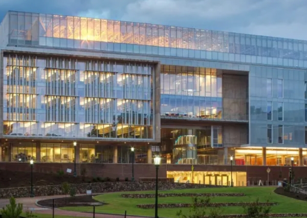 美國(guó)公立大學(xué)