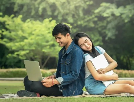 美國(guó)留學(xué)申請(qǐng)